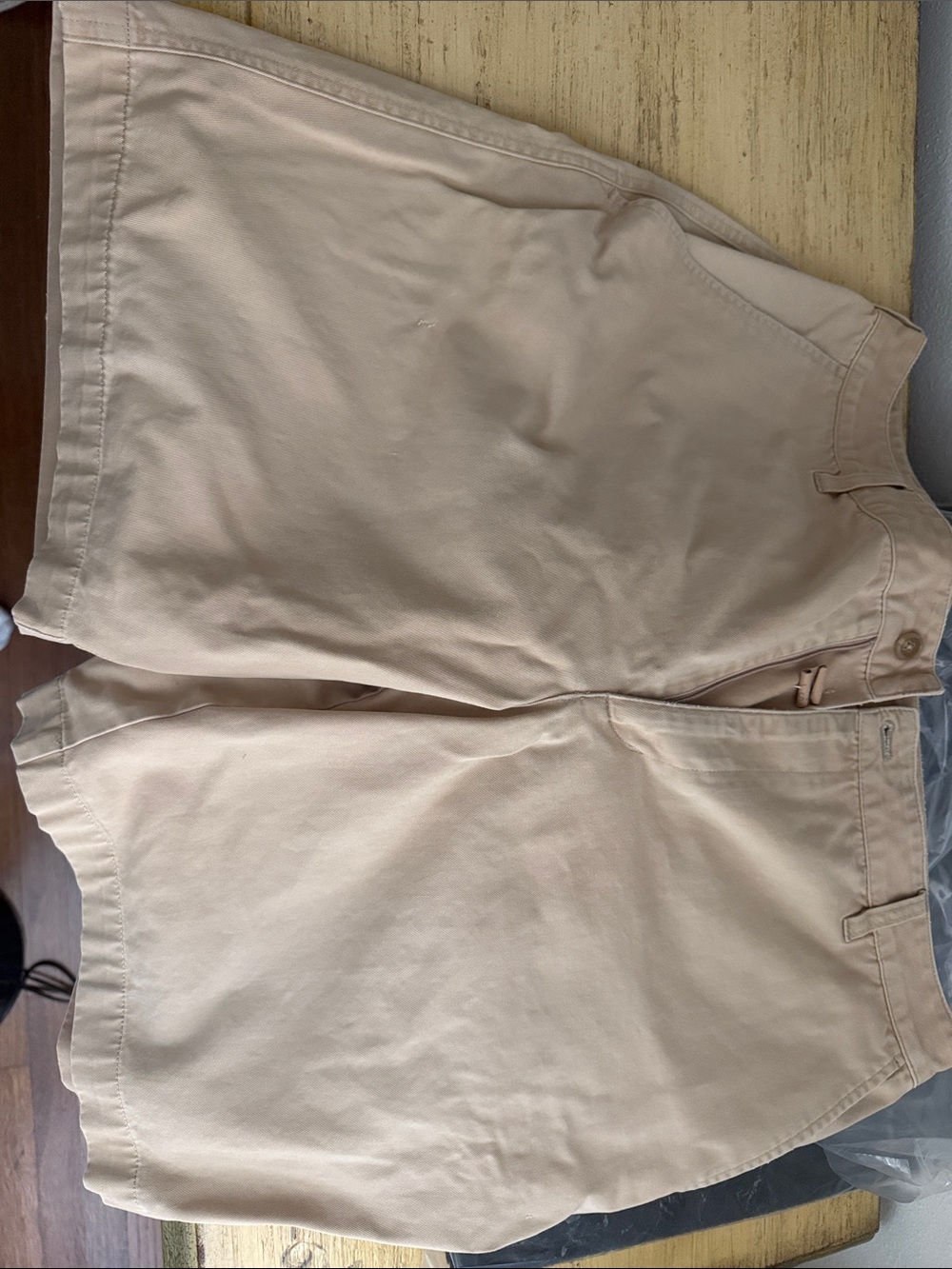 Men's Casual WEDGE Khaki Shorts!